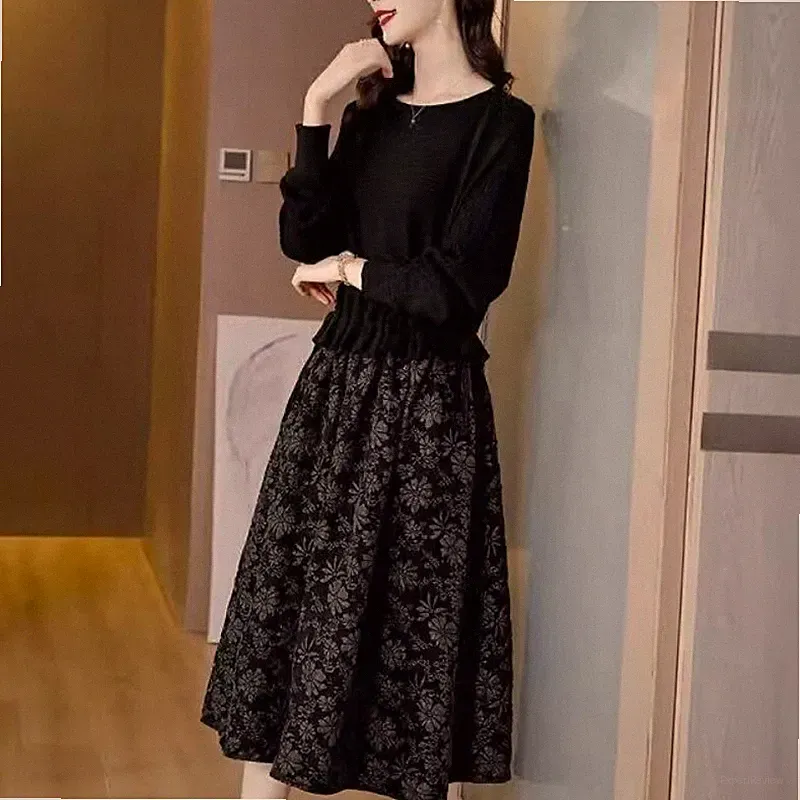 Damen Gestricktes Genähtes Kleid Floral Fake Zwei Midikleid A-Linie