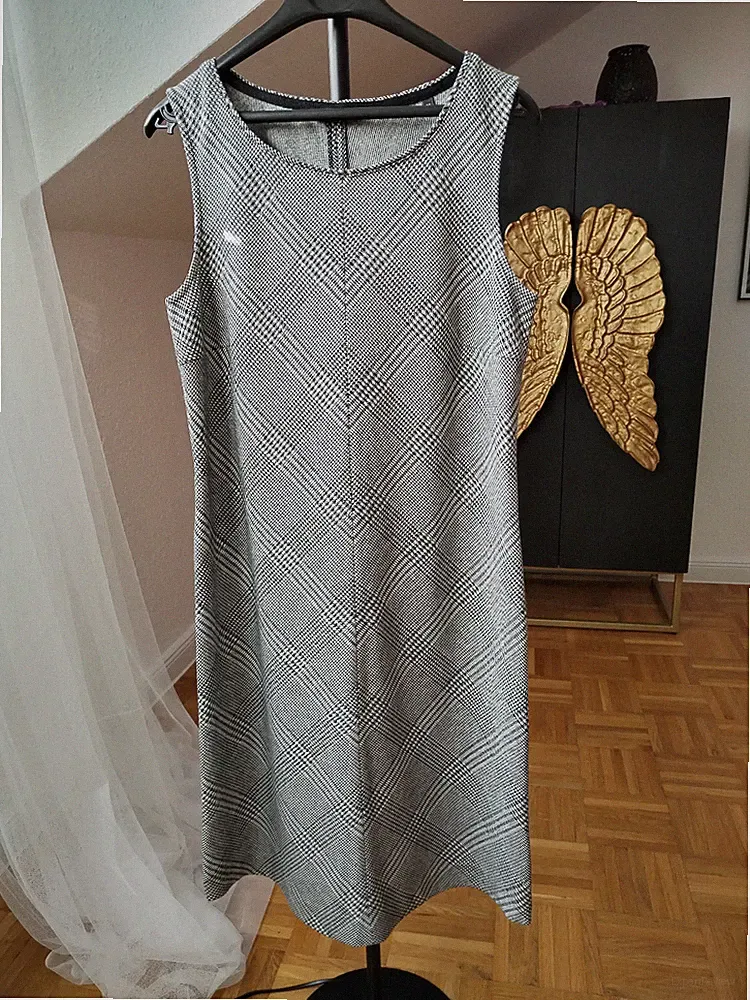 Damen Kleid ärmellos, s/w, Hahnentritt, von Opus, Gr. 36, ein Mal getragen