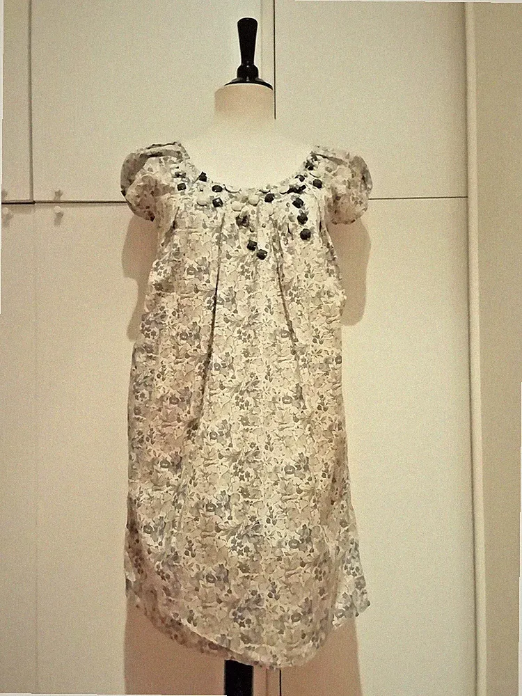 Damen Kleid Baumwolle Blumenmuster blau hellblau mit applizierten Steinen Gr. 38