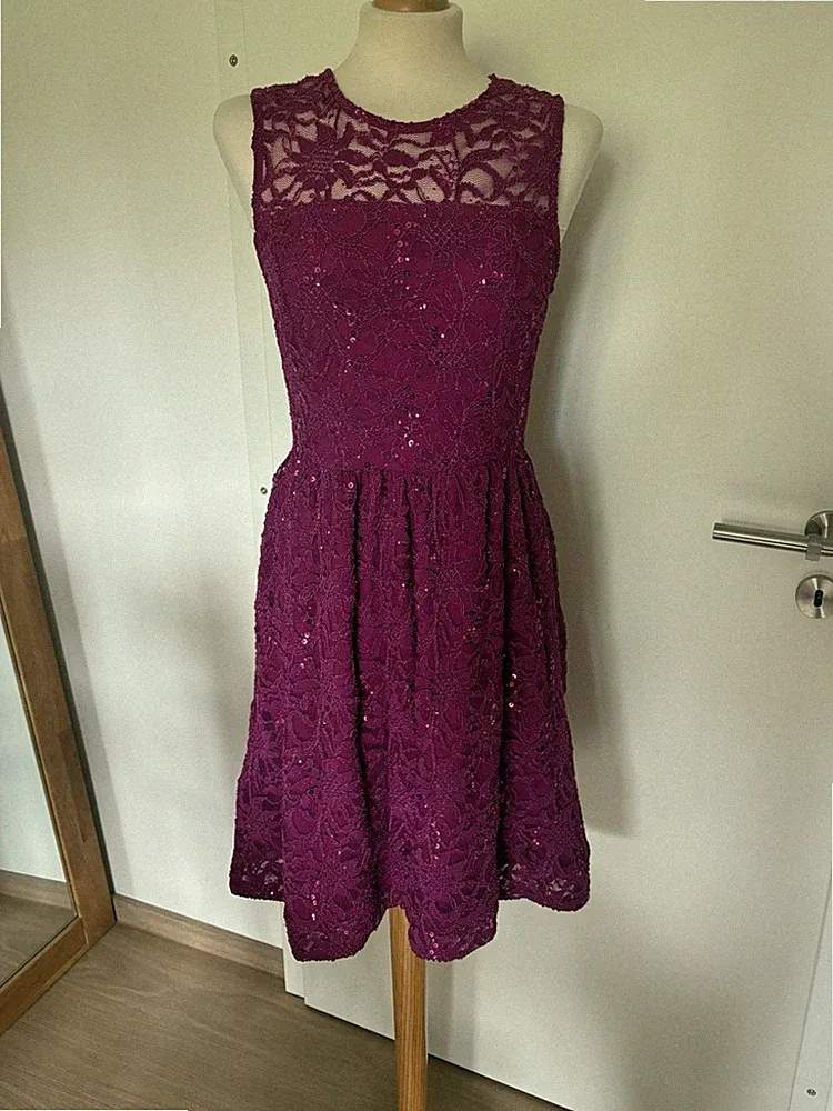 Paillette Hochzeitsgastkleid