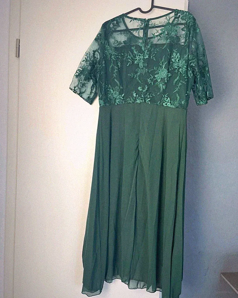 Damen Kleid grün Spitze bestickt Blumen Rundhals Kurzarm Midi A-Linie Gr. L