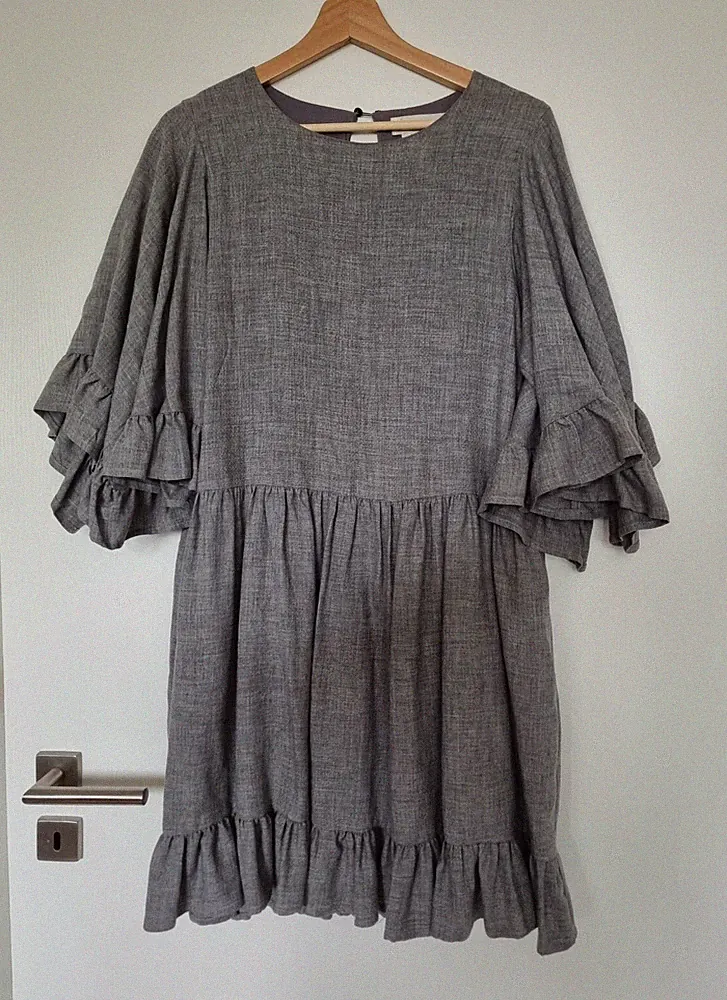 Schmetterlingärmel Etui kleid