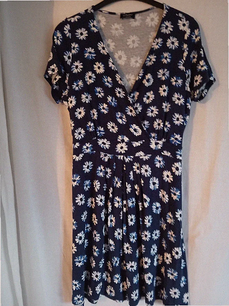Damen Kleid Yessica Dresses C&A Gr:48, blau mit weißen Blumen, Viskose Elastan