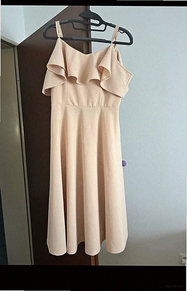 Beige Hochzeitsgastkleid
