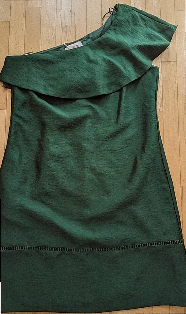 Damen One-Shoulder Kleid – Größe 40 – Neu mit Etikett
