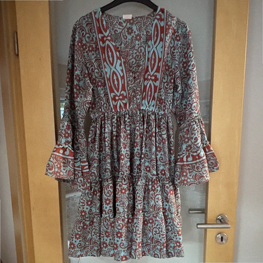 Damen Seidenkleid 100% Seide A-Linie kurz Paisley V-Ausschnitt Langarm