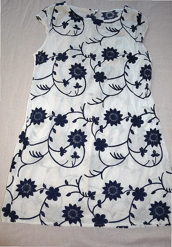 Damen Sommer Kleid Gr.L/XL A-Linie tailliert, mit Seitentaschen, luftig gearbeit