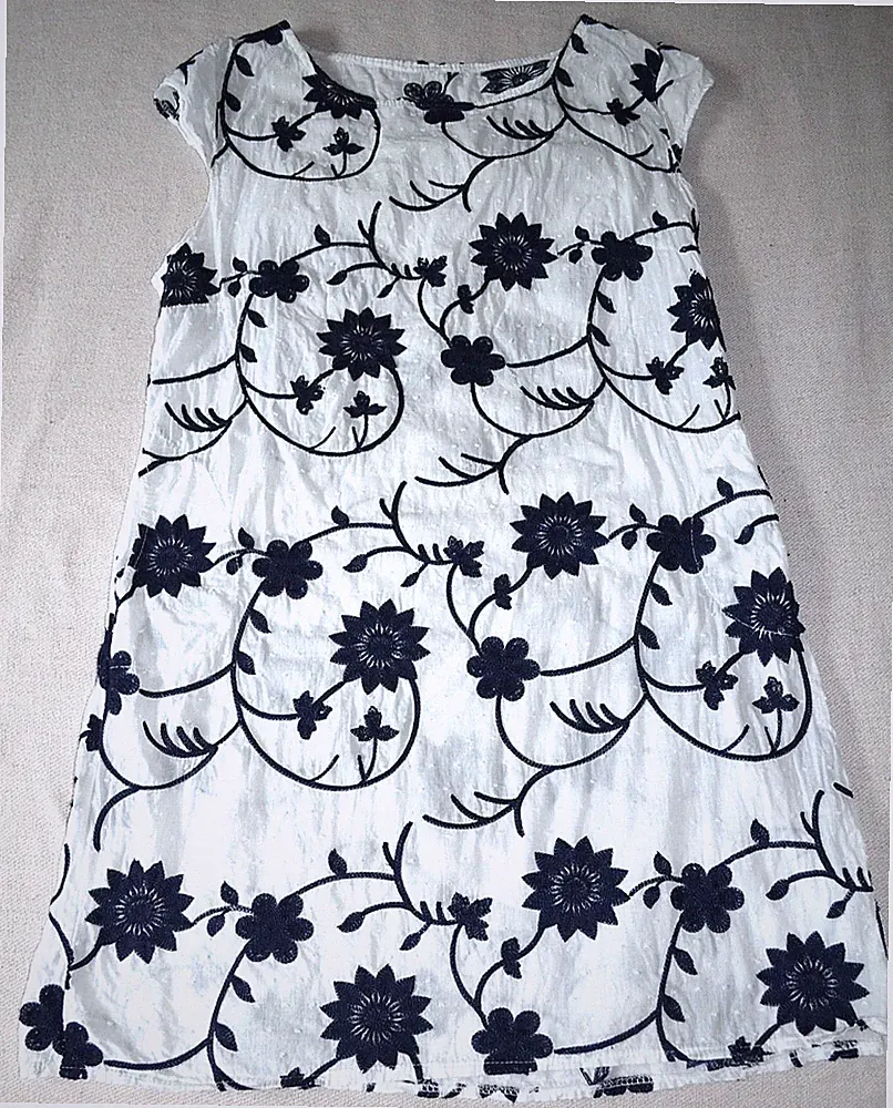 Damen Sommer Kleid Gr.L/XL A-Linie tailliert, mit Seitentaschen, luftig gearbeit
