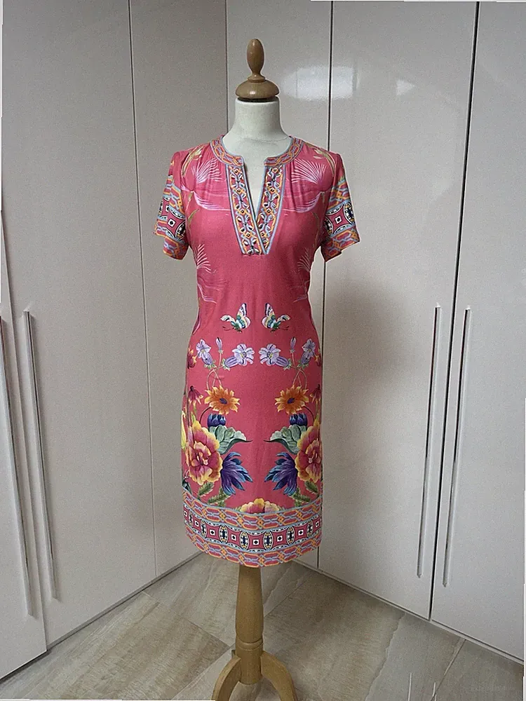 Damen-Sommerkleid Malvin Gr. 40 Mehrfarbig Blumen Neuwertig