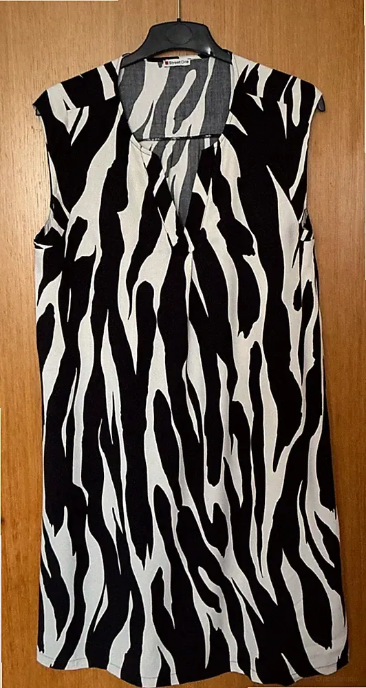 Damen StreetOne A-Linien Kleid, Schwarz/Beige, in Größe 42