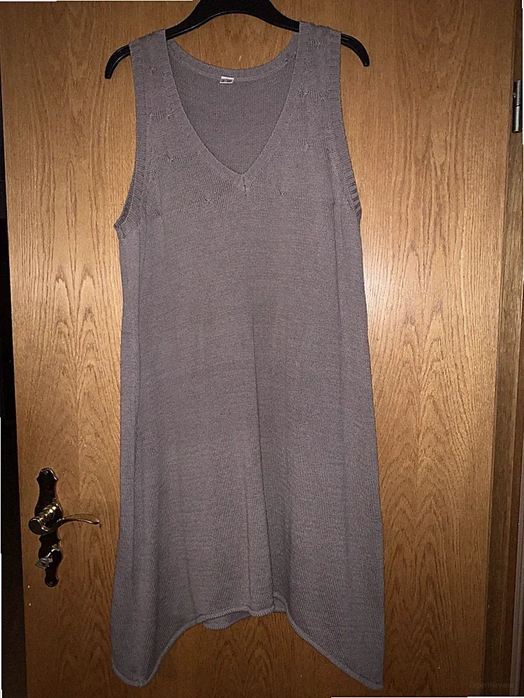 Damenkleid 48cm Brustweite