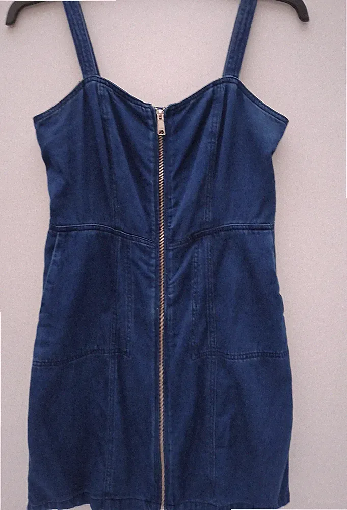 Denim Sommerkleid mit Reißverschluss vorne und Taschen vorne Größe UK 12 schmale Träger P2P 17"