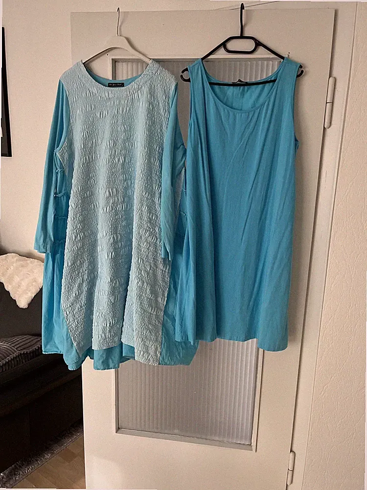 Designer Kleid von De Your Best Gr.2 in hellblau Neu