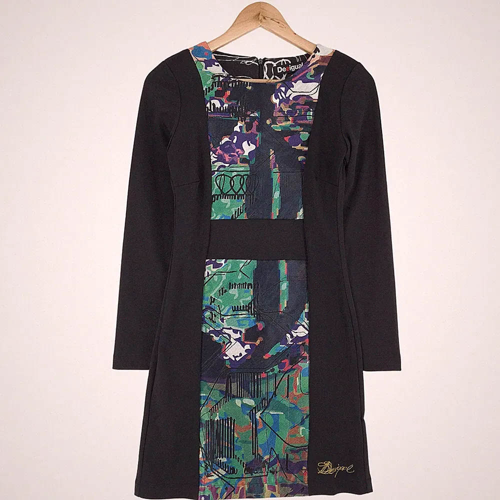 Desigual A-Linien Kleid Schwarz Abstrakter Grafikdruck Langarm Größe 36