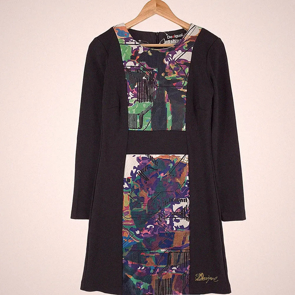 Desigual A-Linien Kleid Schwarz Abstraktes Grafikdesign Langarm Größe 38