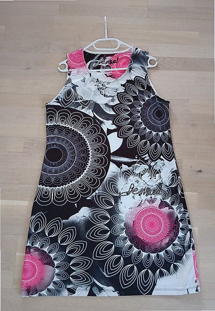 DESIGUAL ähnlich Etuikleid Sommerkleid schwarz weiß pink Glitzer 3XL