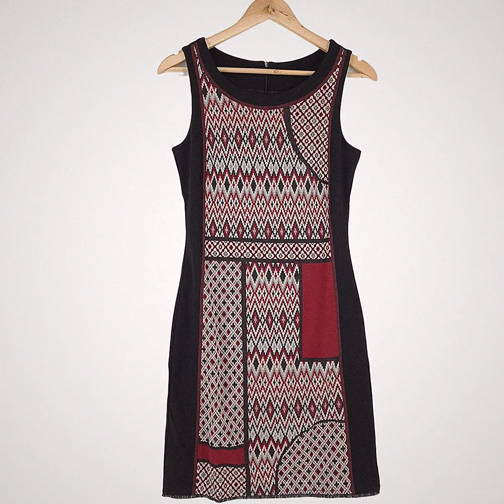 Desigual Etuikleid Schwarz Rot Geometrisch Patchwork Ärmellos VG7 Größe XS