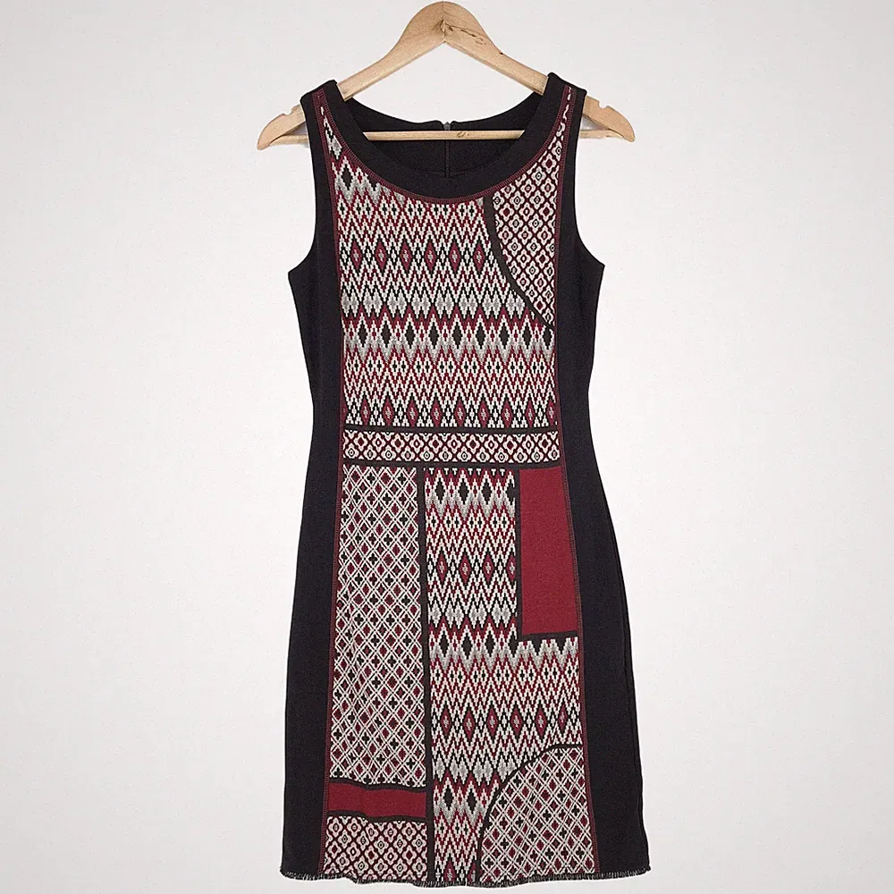 Desigual Etuikleid Schwarz Rot Geometrische Patchwork Ärmellos Größe