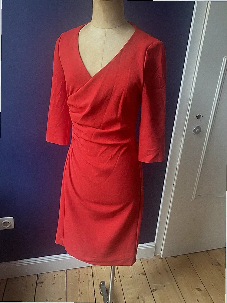 Diane von Furstenberg Damenkleid Cocktail Weihnachten Christmas Rot