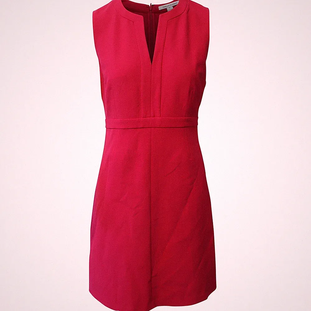 Diane von Furstenberg Etuikleid aus Polyester Damen rot Größe 8