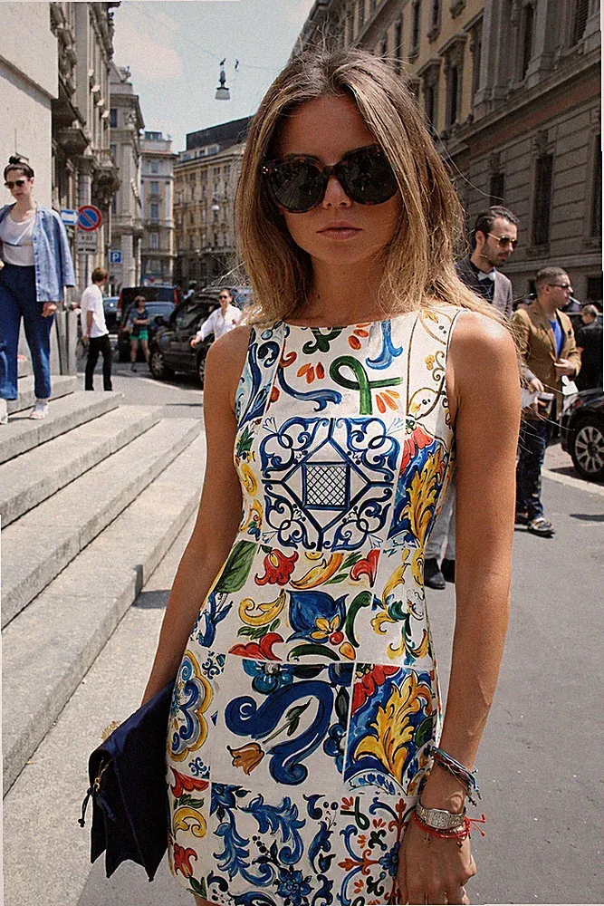 Dolce & Gabbana Bodycon-Minikleid Majolika Fliesen Blumenmuster Seide IT36