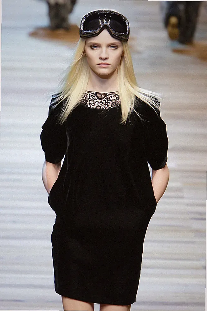 Dolce & Gabbana D&G FW2010 Lace Trimmed Velvet Black Shift Mini Dress IT40
