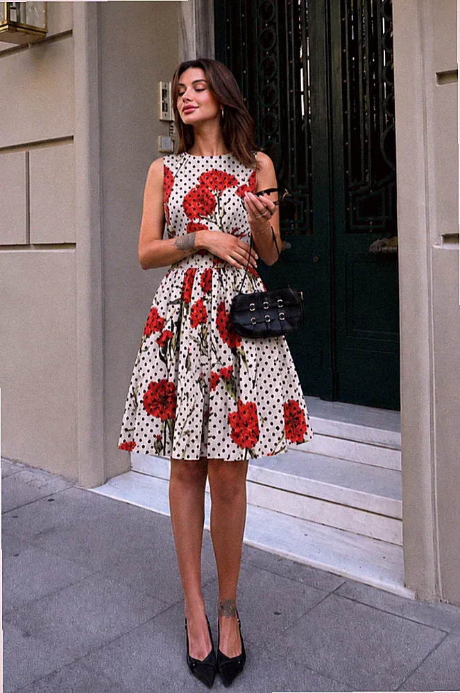 Dolce & Gabbana Set Top und Rock Blumen Nelken Ausgestellt Kleid-Look IT42