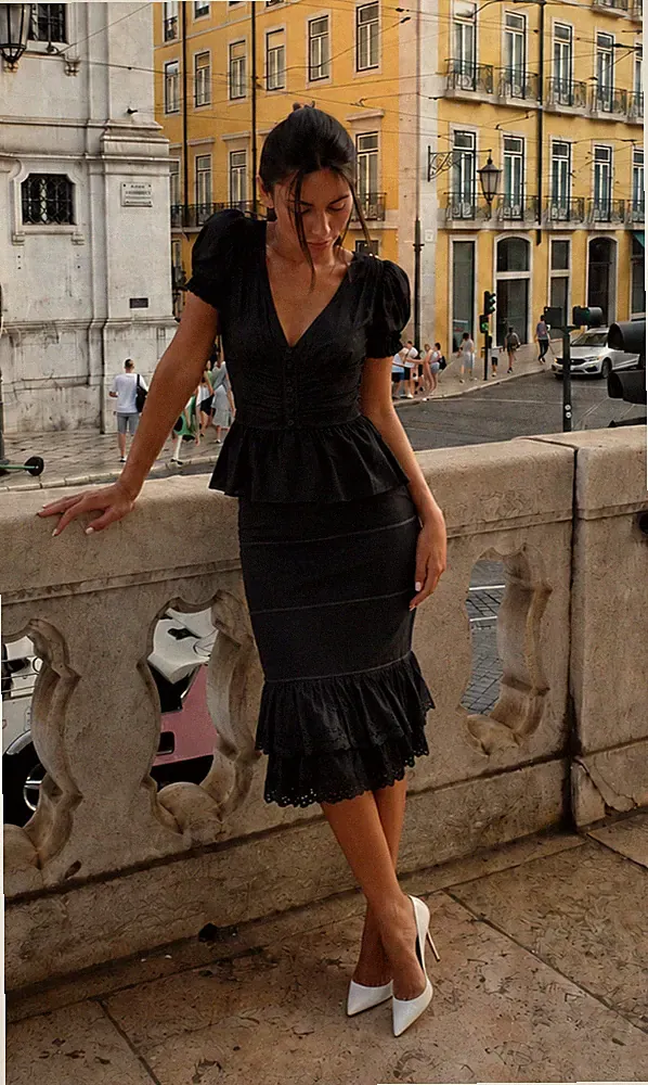 Dolce & Gabbana SS2006 Cut-Out Rüschen Lagenlook Schwarz Baumwolle Kleid-Opti...