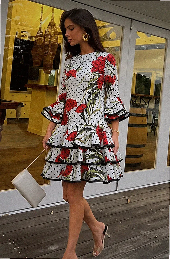 Gepunktet Cocktailkleid