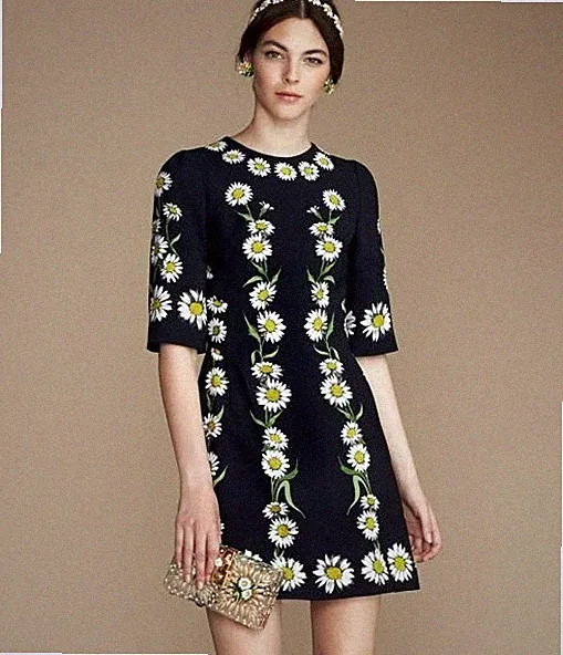 Dolce & Gabbana SS2016 Floral Daisies Print Cady A-Line Black Dress IT36