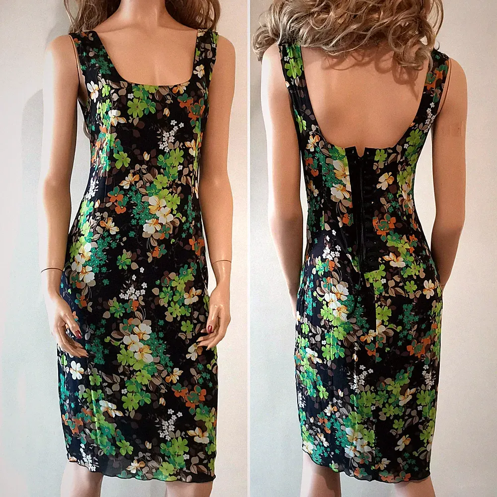 Dolce & Gabbana Vintage D&G Etuikleid mit Schnürung Seide Chiffon Blumenmuste...