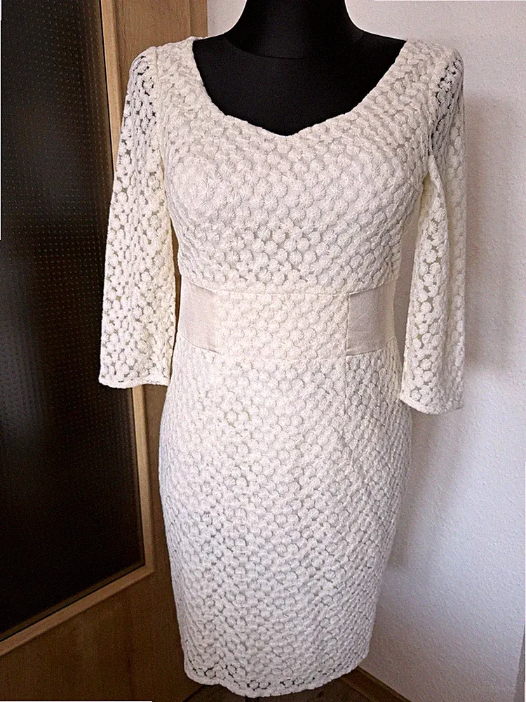 DOROTHEA MICHALK Damen Etuikleid Creme Spitze Gr. 36 3/4 Arm knielang