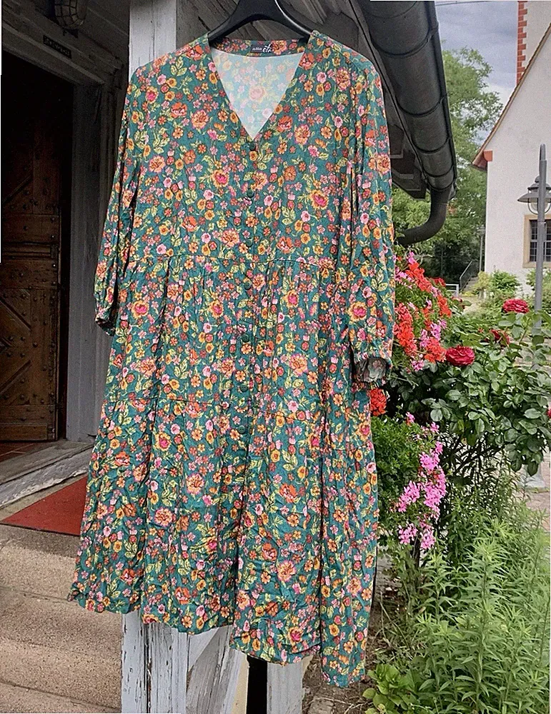 du Milde Damen Kleid XXL Übergröße grün geblümt A-Linie Midi V-Ausschnitt