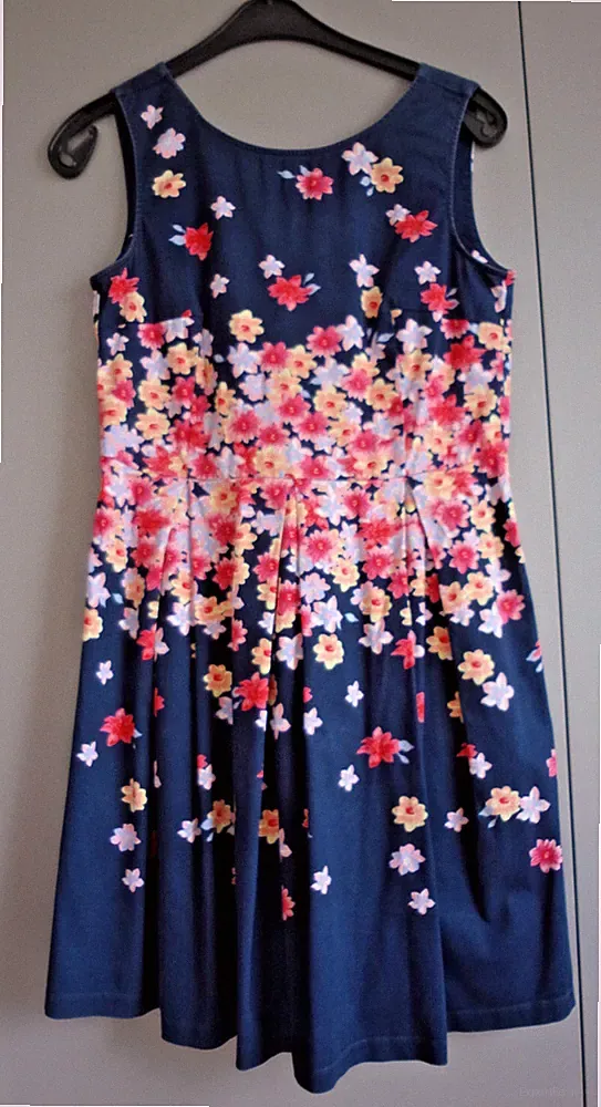 dunkelblaues Kleid mit bunten Blumen von Tom Tailor für Damen, Gr. 38, M