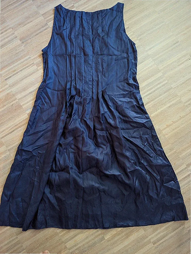 Edles 100% Seidenkleid, nachtblau, leicht, A-Linie, Gr M, gepflegt