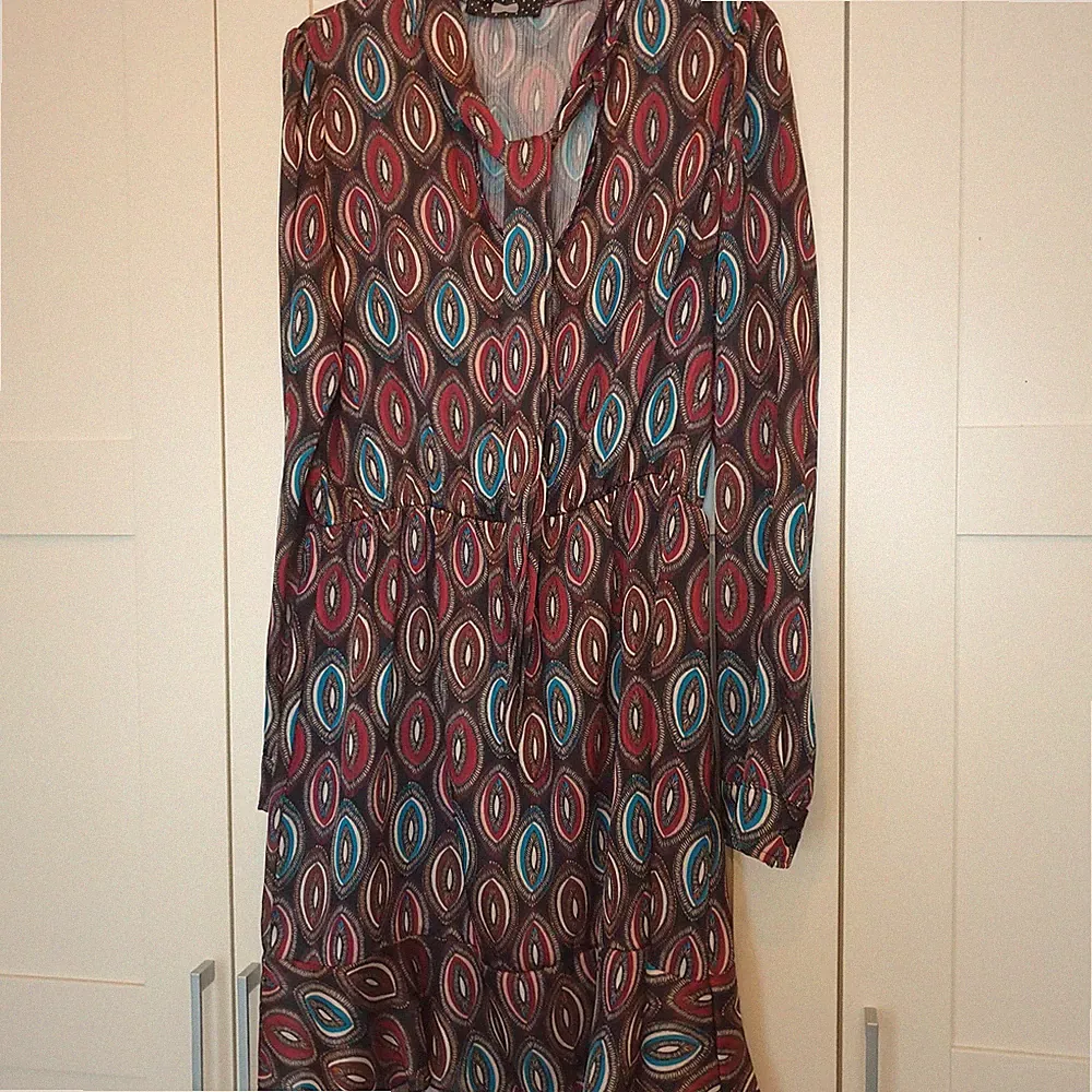 Edles langärmliges Kleid, Gr. XS