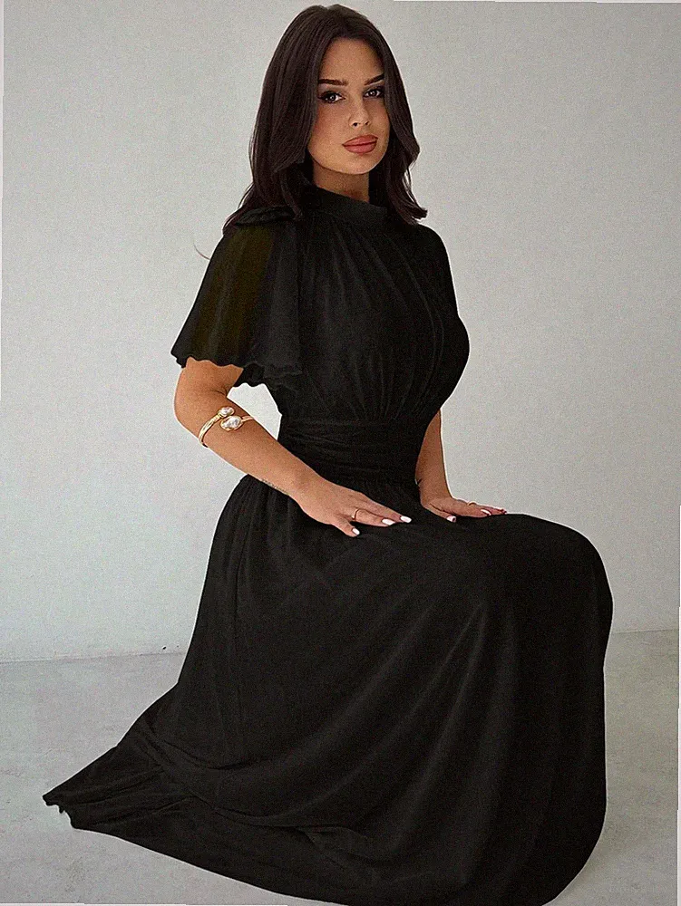 Elegantes A Linien Damenkleid mit Stehkragen in Schwarz