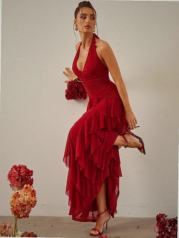 Elegantes, dunkelrotes A Linien Kleid mit Neckholder