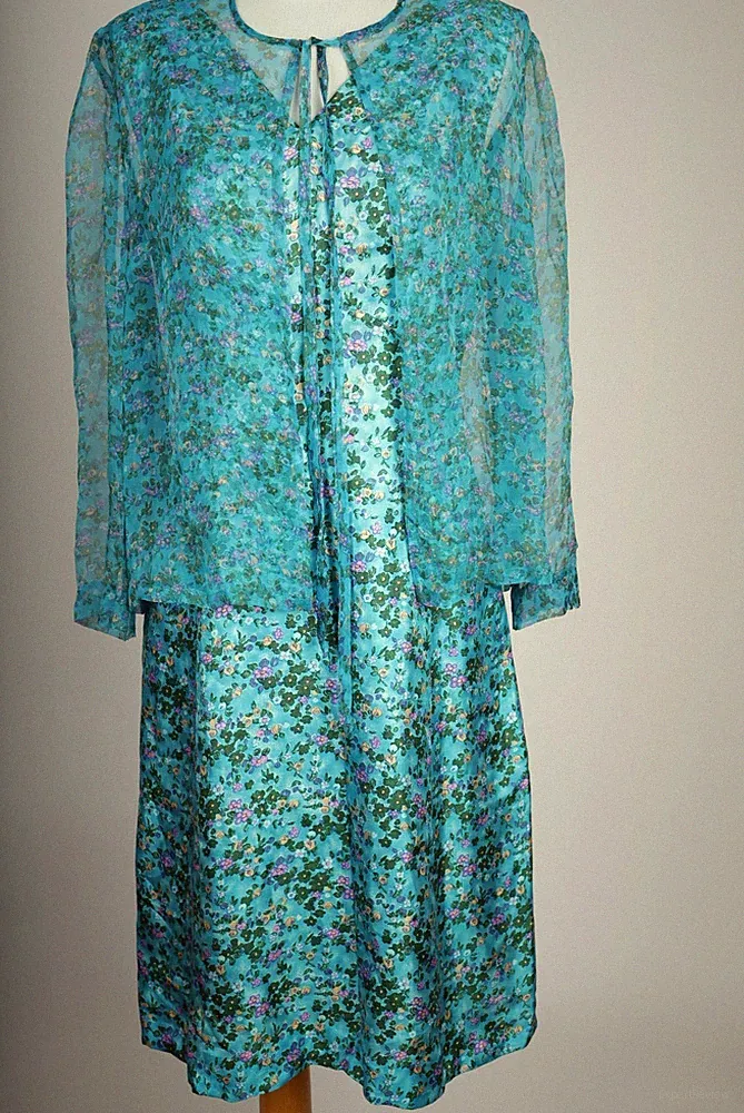 Elegantes Midi-Wickelkleid Türkis mit Seidenüberwurf Blumen 100% Seide M 2 Teile