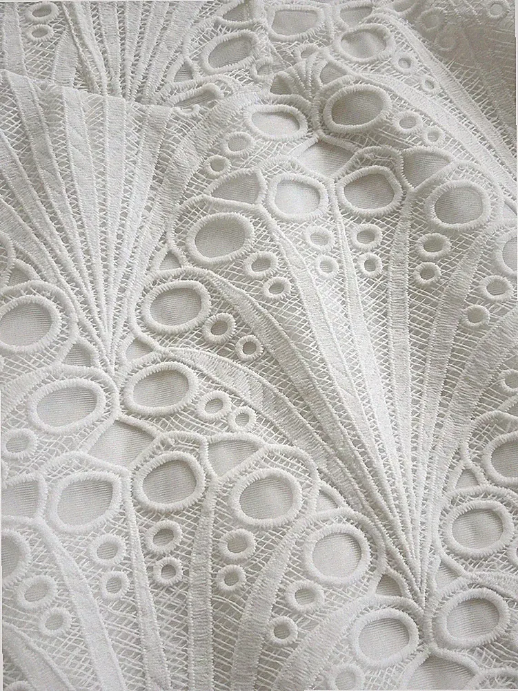 Elegantes Minikleid für Hochzeitsgäste