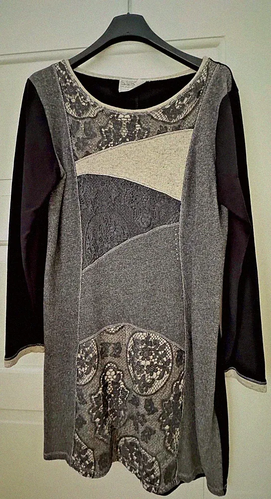 Elisa Cavaletti - Etui Kleid - Gr. XXL / 46 - schwarz grau - mit Spitze - Winter