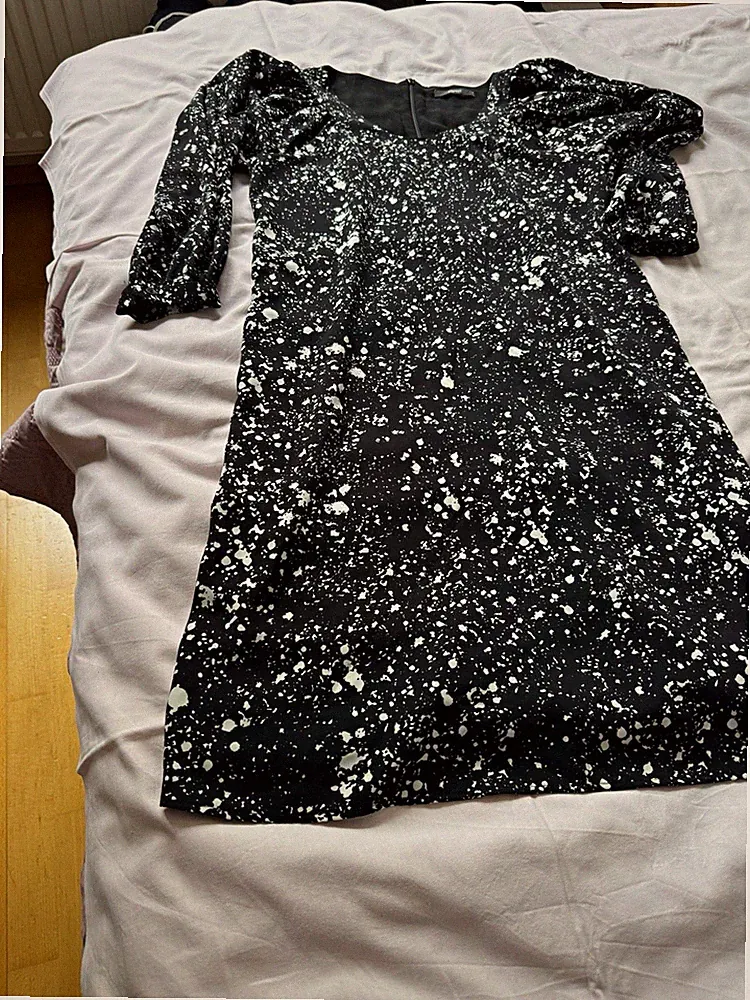 ESPRIT A-Linien-Kleid Gr. 36 schwarz/weiß gesprenkelt Midi 3/4 Puffärmel RV