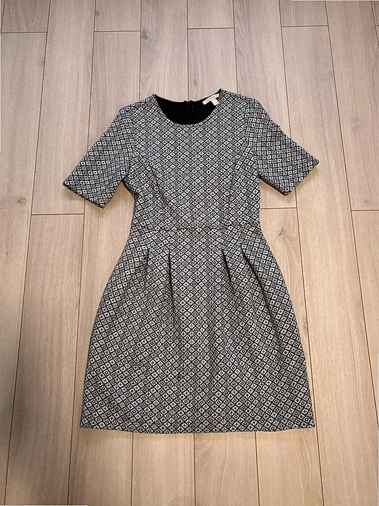Esprit A-Linien-Kleid mit Muster in Größe XS