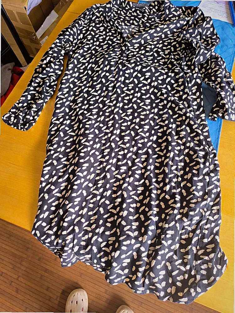 Esprit Damen Kleid Gr. 32 A-Linie Midi Langarm V-Ausschnitt gepunktet
