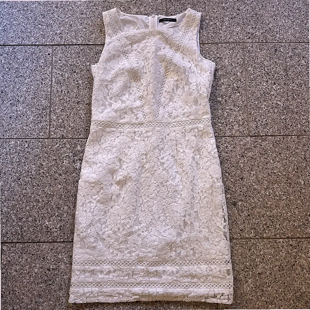 Esprit Damen Spitzenkleid Gr. 36 weiß