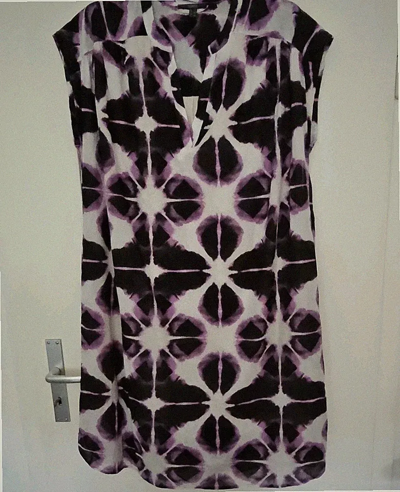 Esprit Etui-Kleid Gr. XL 46-48, Batik schwarz/lila/weiß, ärmellos kurz