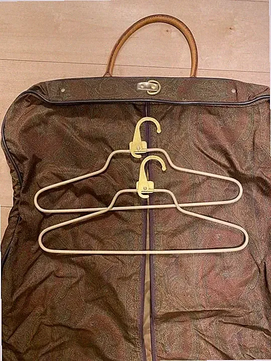 Etro Kleiderhülle für Kleider & Anzüge Kostüm Etui Paisleymuster Braun Italien
