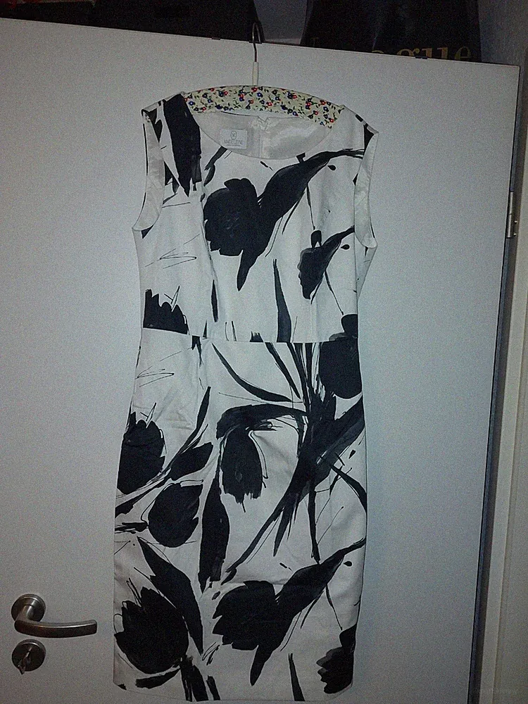 Etui Businesskleid von Madeleine Gr.36 / S Schwarz / Weiß