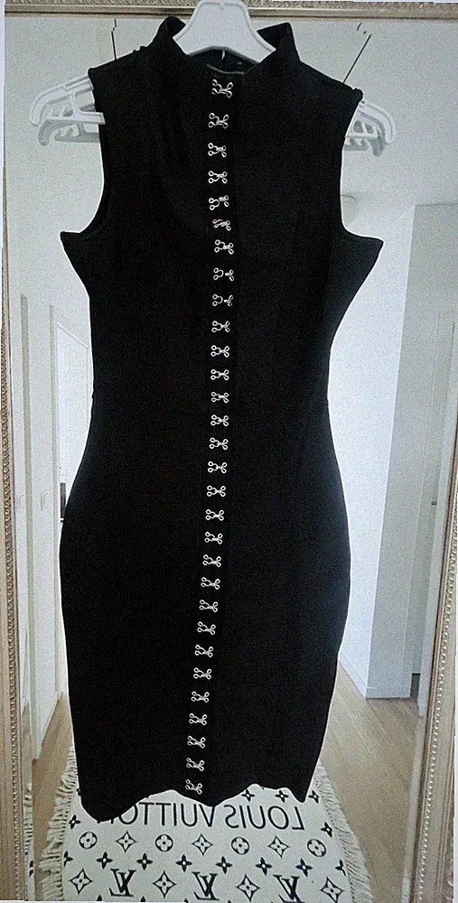 Etui Kleid, Neu Mit Etikett, Größe S, 34 -36. 18,-€!