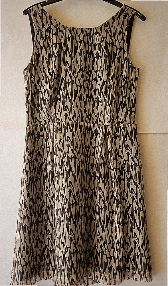 Camouflage Etui kleid